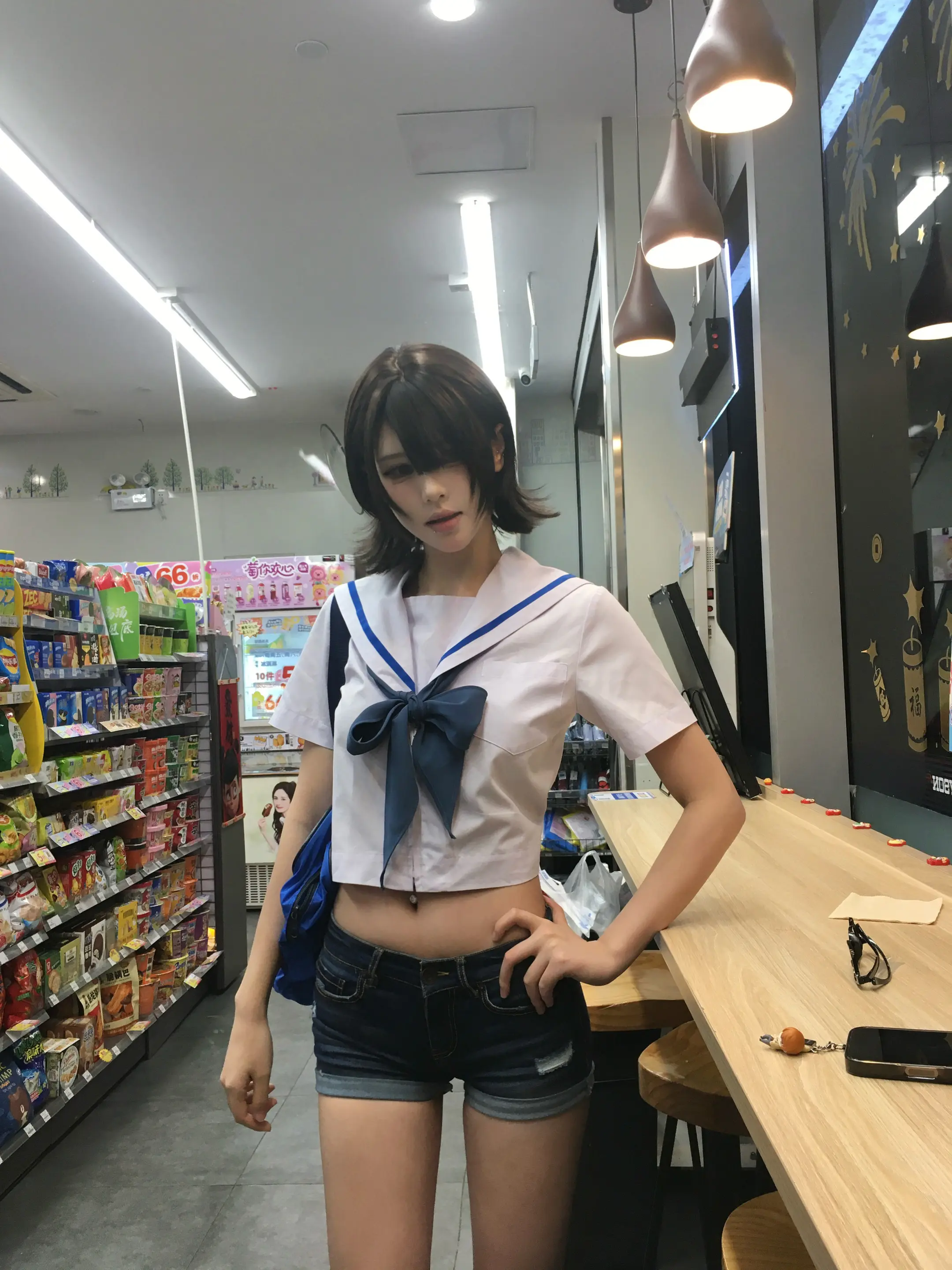 嗯哼 裙子脏了 还好每次穿的安全裤是短裤 留下一张宝贵照片 不算白出门一趟✌️