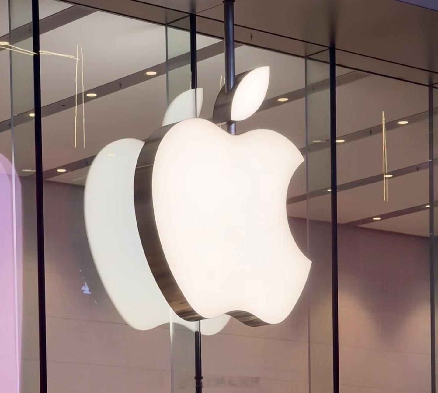 iPhone18系列预计将大幅涨价说实话，苹果现在涨价已经不算新闻了，更像是一年