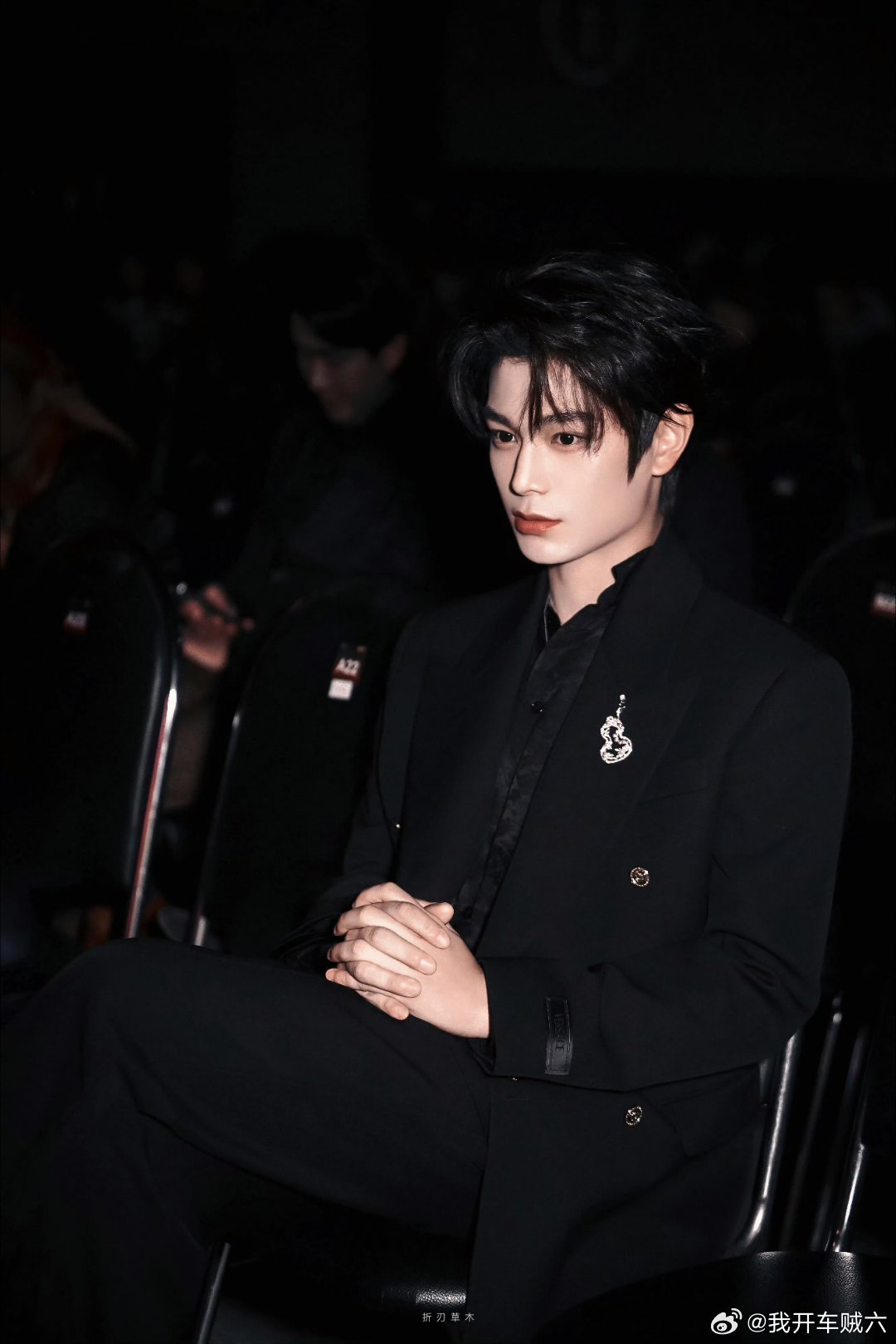 三元品牌代言人丁禹兮 dyx丁禹兮卫韫 黑暗吞噬不了所有希望，庆幸有你在身边旁。