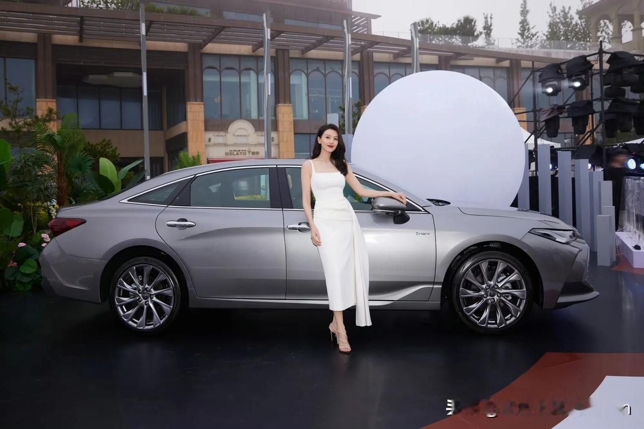 高圆圆这是哪款车呢？