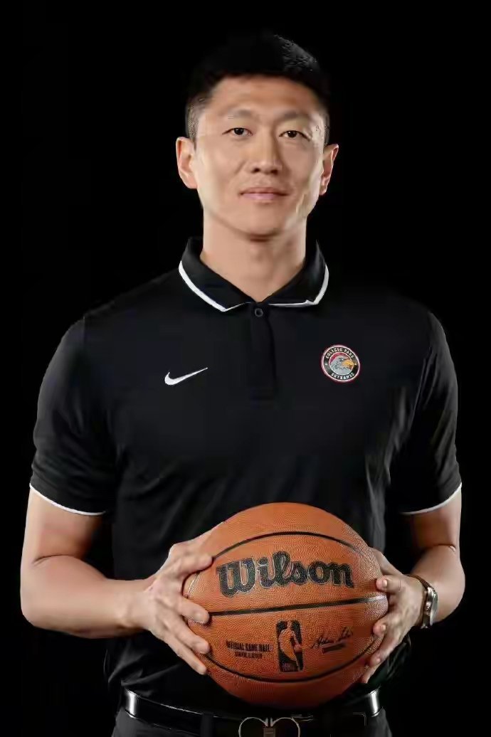 东北老铁吉林男篮已完成换帅，李昂正式成为主教练！至于辽篮呢？乌戈带也行，不过看个