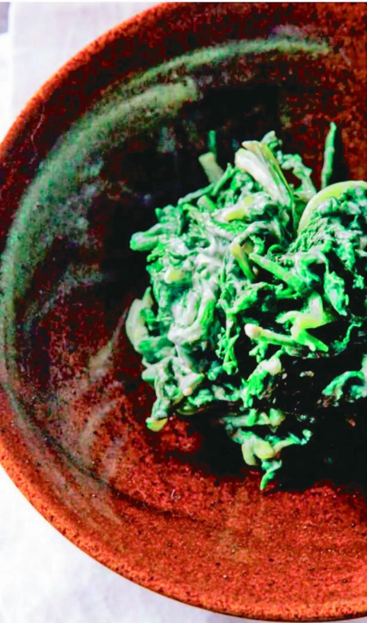 【春菊白和】

◎食材
春菊1小把、去水嫩豆腐1/2块（约100公克）、白胡麻酱