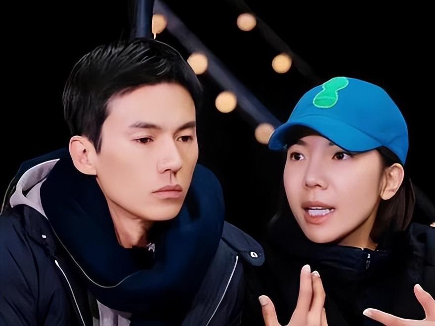 宋宁峰被爆出轨，张婉婷要起诉第三者

从第三者爆出来的录音中，宋宁峰是带着女儿跟