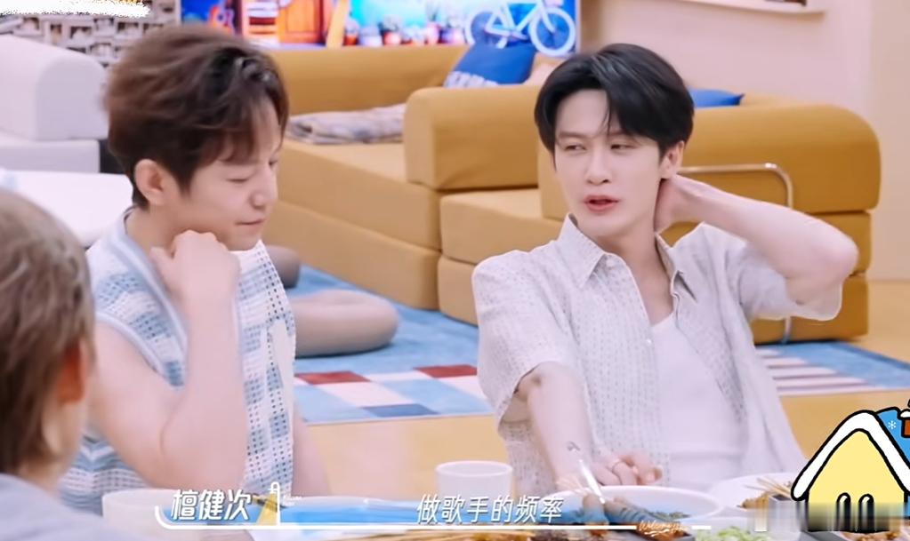 檀健次檀健次坚定选择演员道路檀健次坚定奔赴演员赛道，热爱从不用二选一，演戏、唱歌