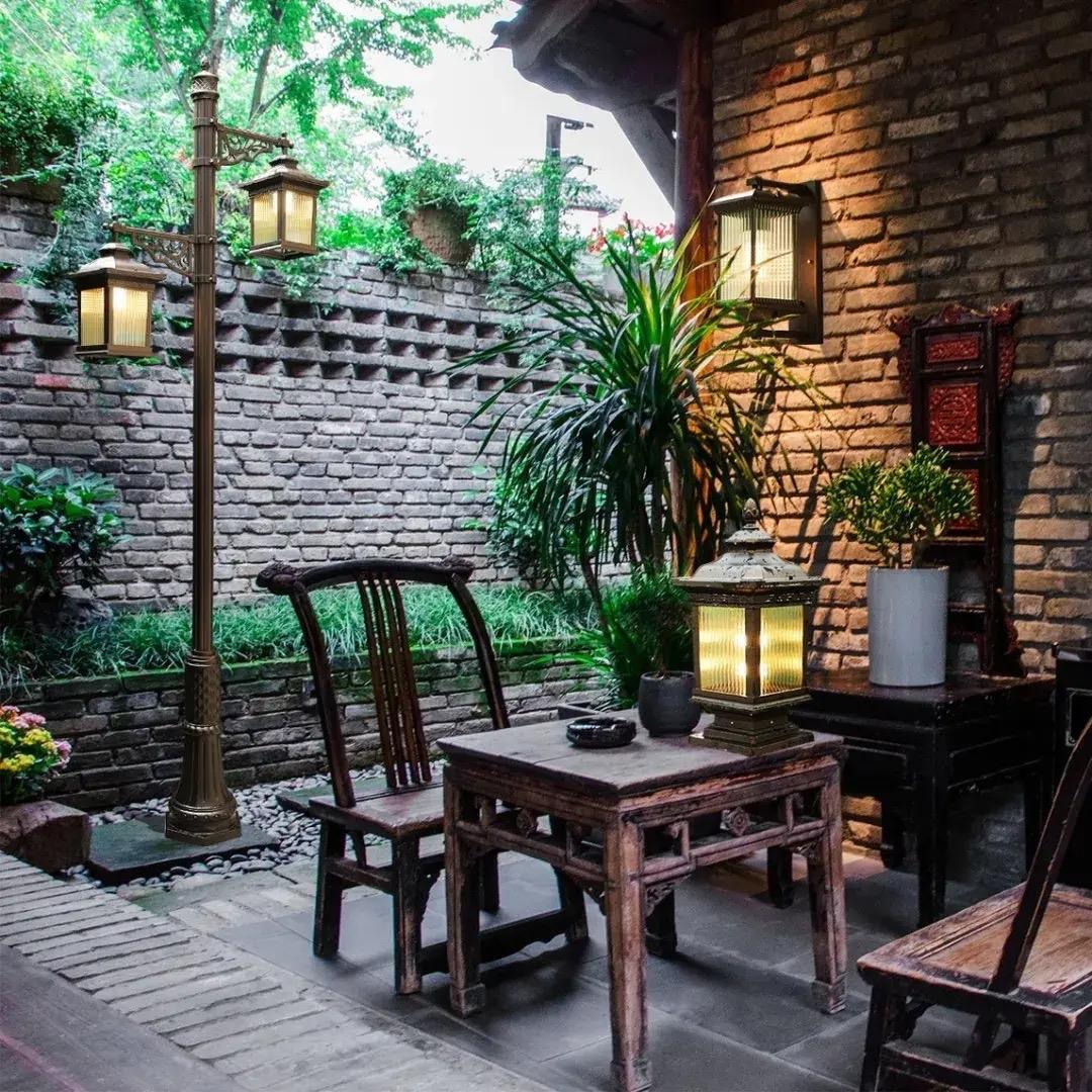 天香 · 老家

潮水西流，东来紫气，高岭当街槐屋。六百年龄，移民洪洞，共建家园