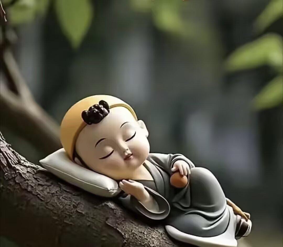 身为寻常普通人，不求大富大贵，只盼望一家人身体安稳无恙。日常三餐温饱充足，日子平