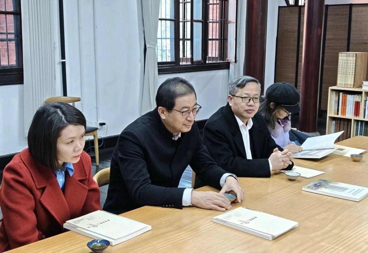【资讯-壹书法】中国书法家协会分党组书记马勇明一行考察湖南大学简帛文献与书法艺术