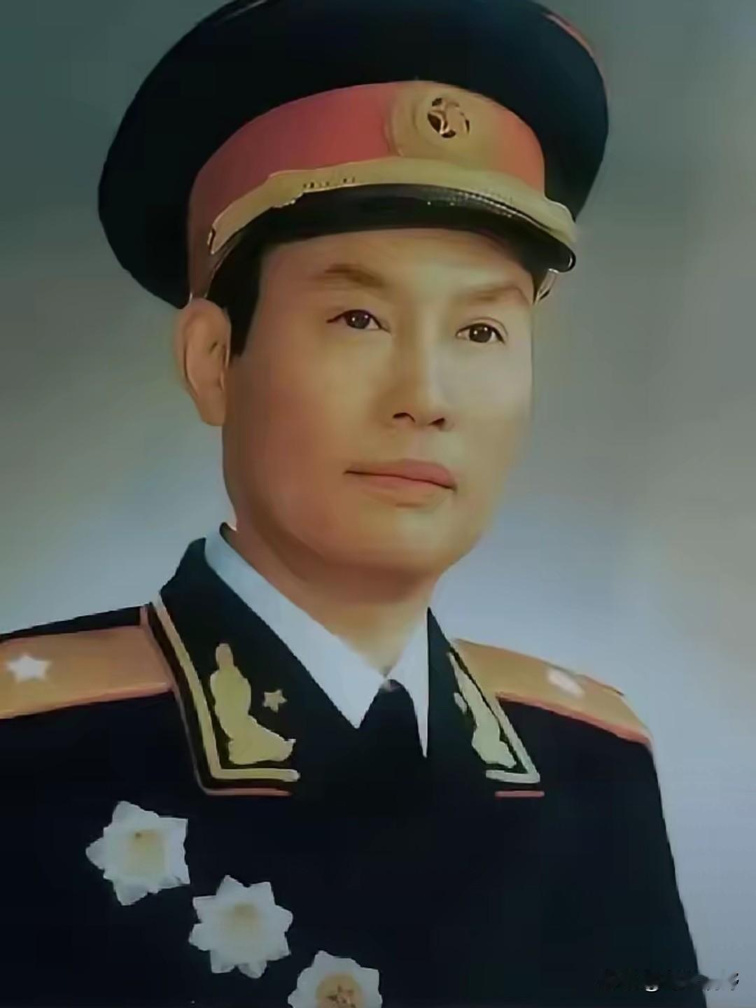 1937年初甘肃倪家营子，马家军旅长马禄望着被俘的红军参谋长黄鹄显，做出了一个改