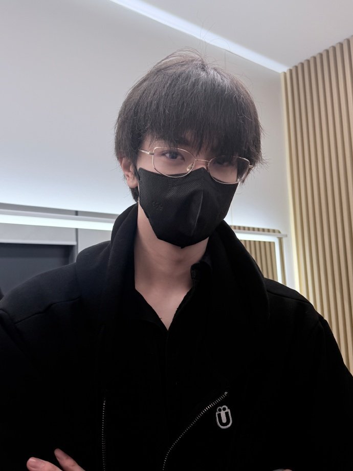林一吃火锅vlog原来林一那天真去吃火锅了救命！看到林一吃火锅vlog才发现原来