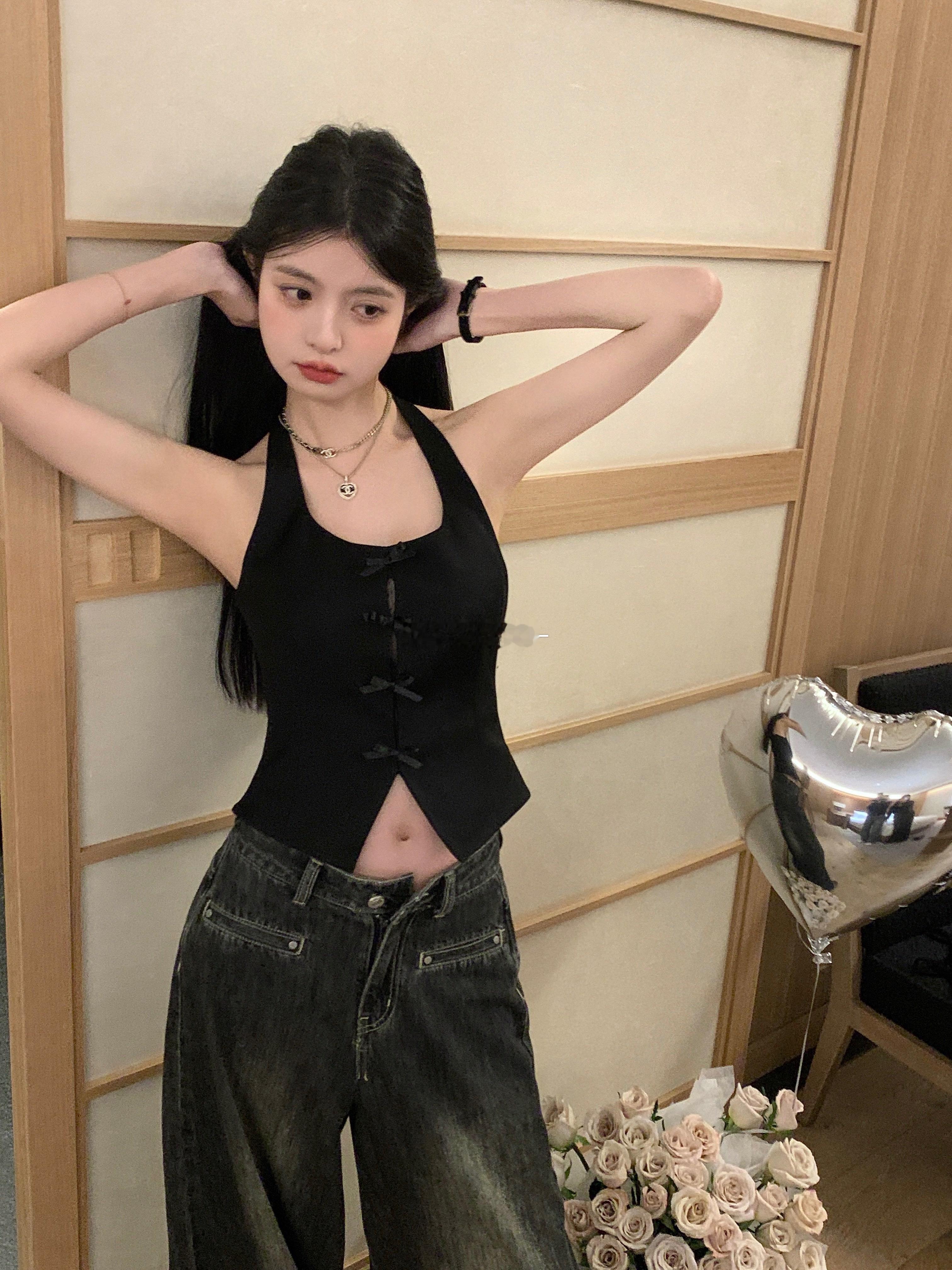all black 纸片人一下~ ​​​