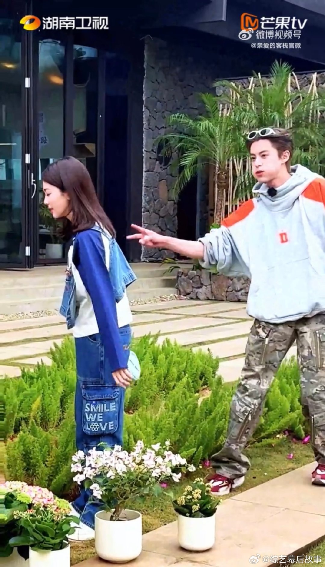 白鹿对王鹤棣说咱俩真自恋白鹿和王鹤棣说咱俩真自恋 亲爱的客栈 白鹿王鹤棣，自恋界