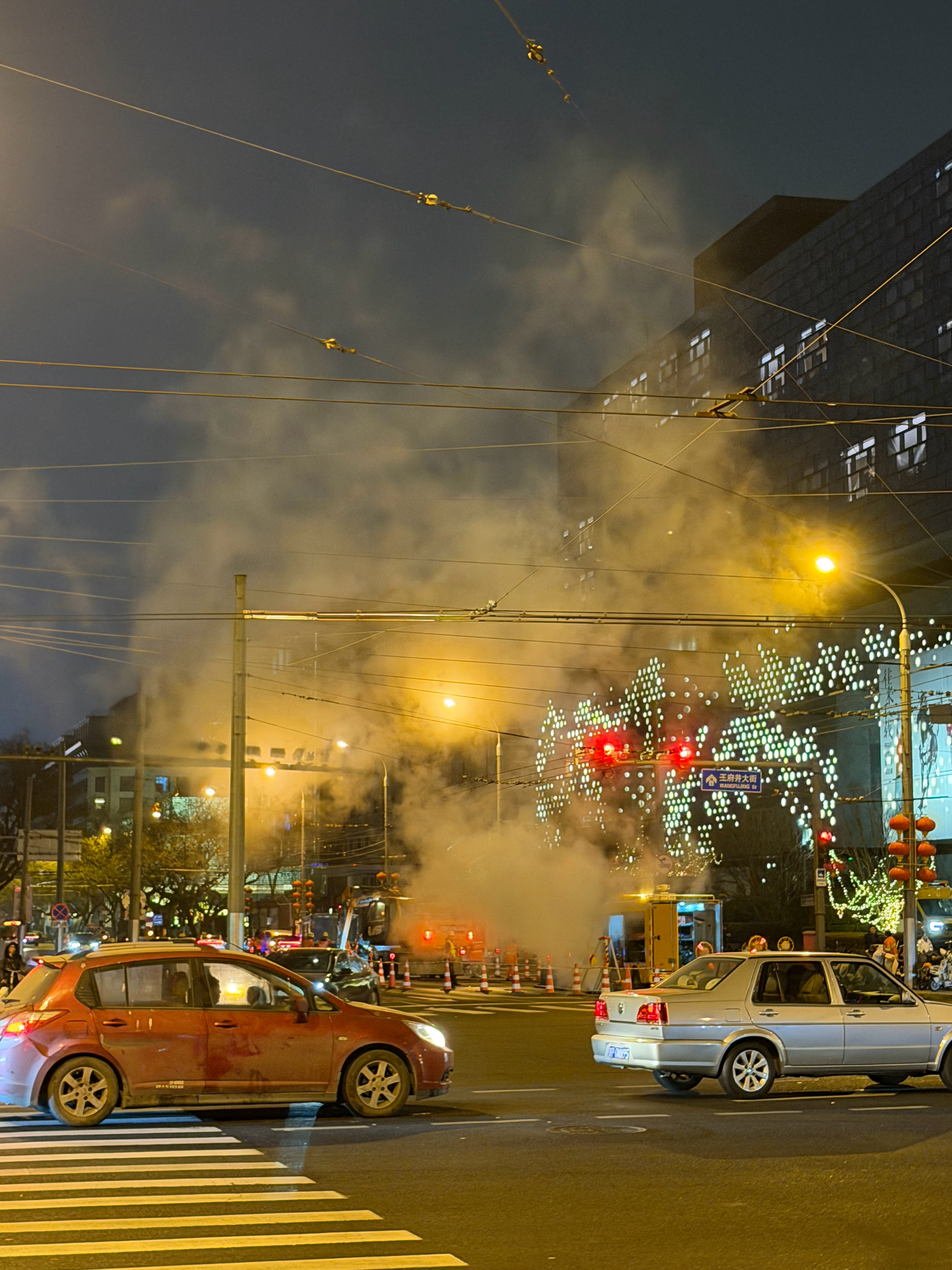 全球制造业最近几年一个大的趋势是向东亚地区集聚过去一年，一个值得关注的变化是：全