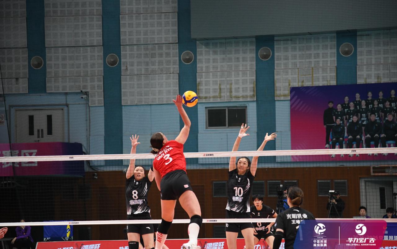 【上海女排3:1北京技术统计】
中国女排超级联赛A级别季后赛第三轮
上海女排客场