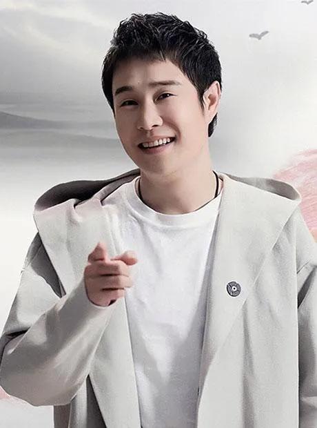 演员，小沈阳说，我媳妇儿跟我同甘共苦，我很感激她，我是不可能和她离婚的，我们认识