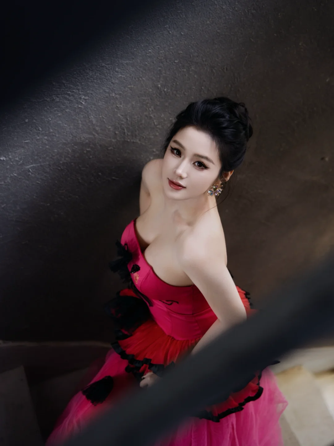 暗黑系红裙爱了
