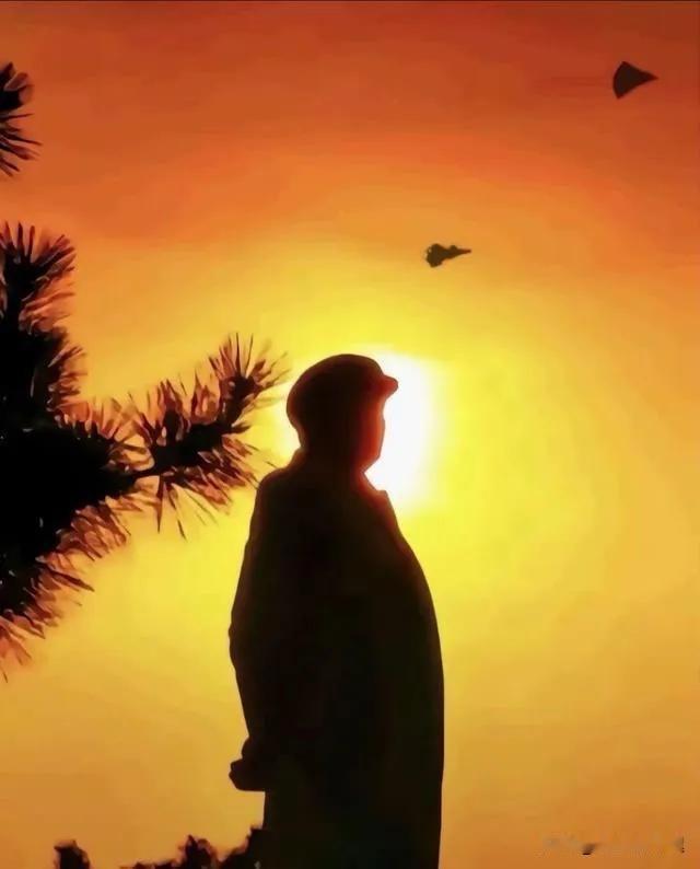 只有共产党，才能救中国

《沉默的荣耀》讲述了革命者为了新中国不惜牺牲自己的生命