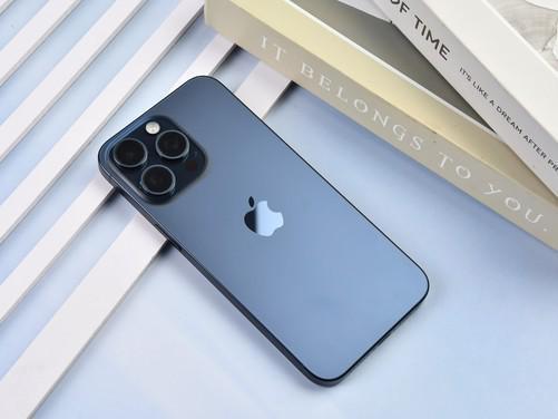 讲真，用了这么多年的iPhone，是真的不想再用了，尤其是最近一段时间，各大手机