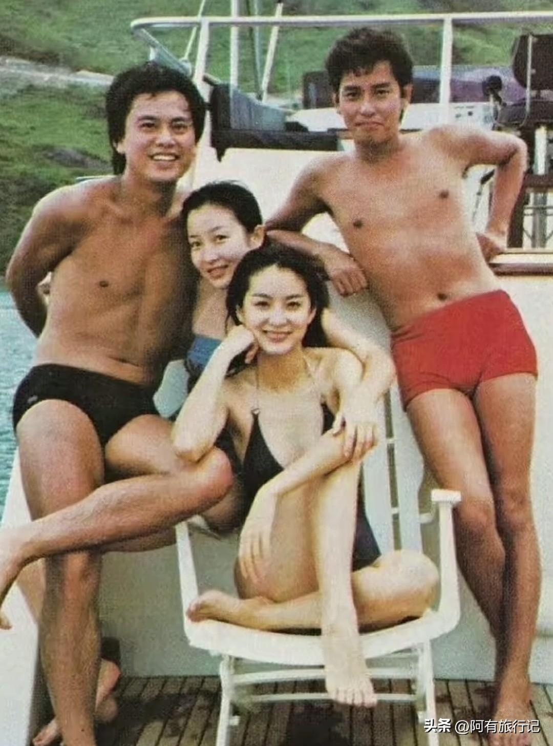 一代人的记忆，两个男的分别是年轻时候的陈百祥和谭咏麟，两个女的暂时看不出是谁，有