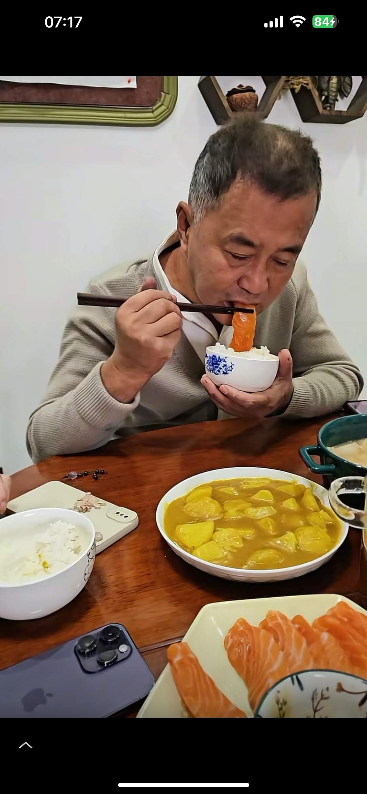 沈巍大师和红颜知己晓晓确实已经亲密无间了，其实他们两个五六年前就出双入对，还一起