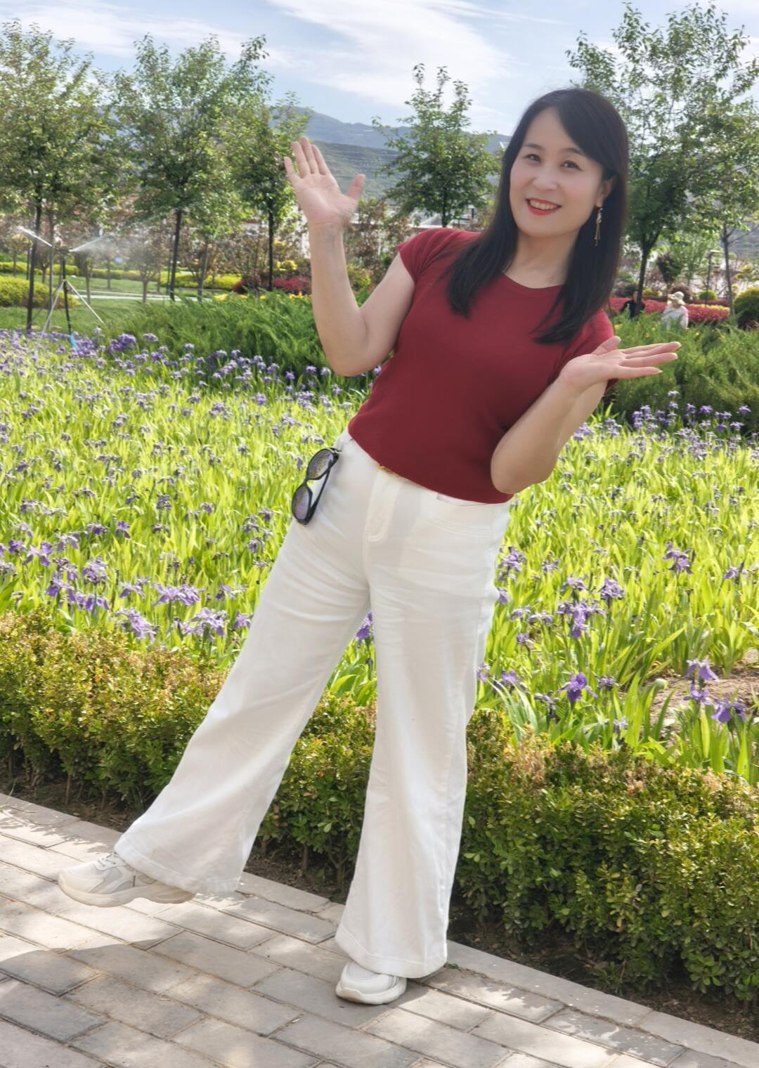 时尚穿搭,女人最美的姿态是什么?