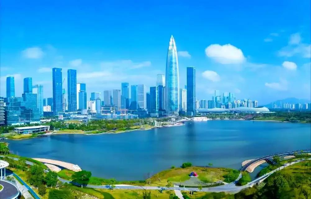 深圳再次涮新纪录，实现全国外贸“大满贯”
2026年前三季度，深圳的外贸总值，出