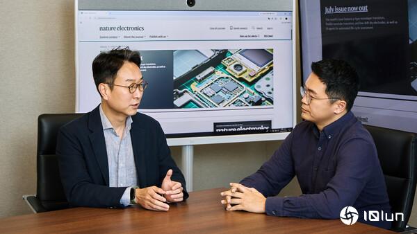 SK hynix采用光学链接 打破AI数据瓶颈
AI加速器性能快速提升，但芯片间