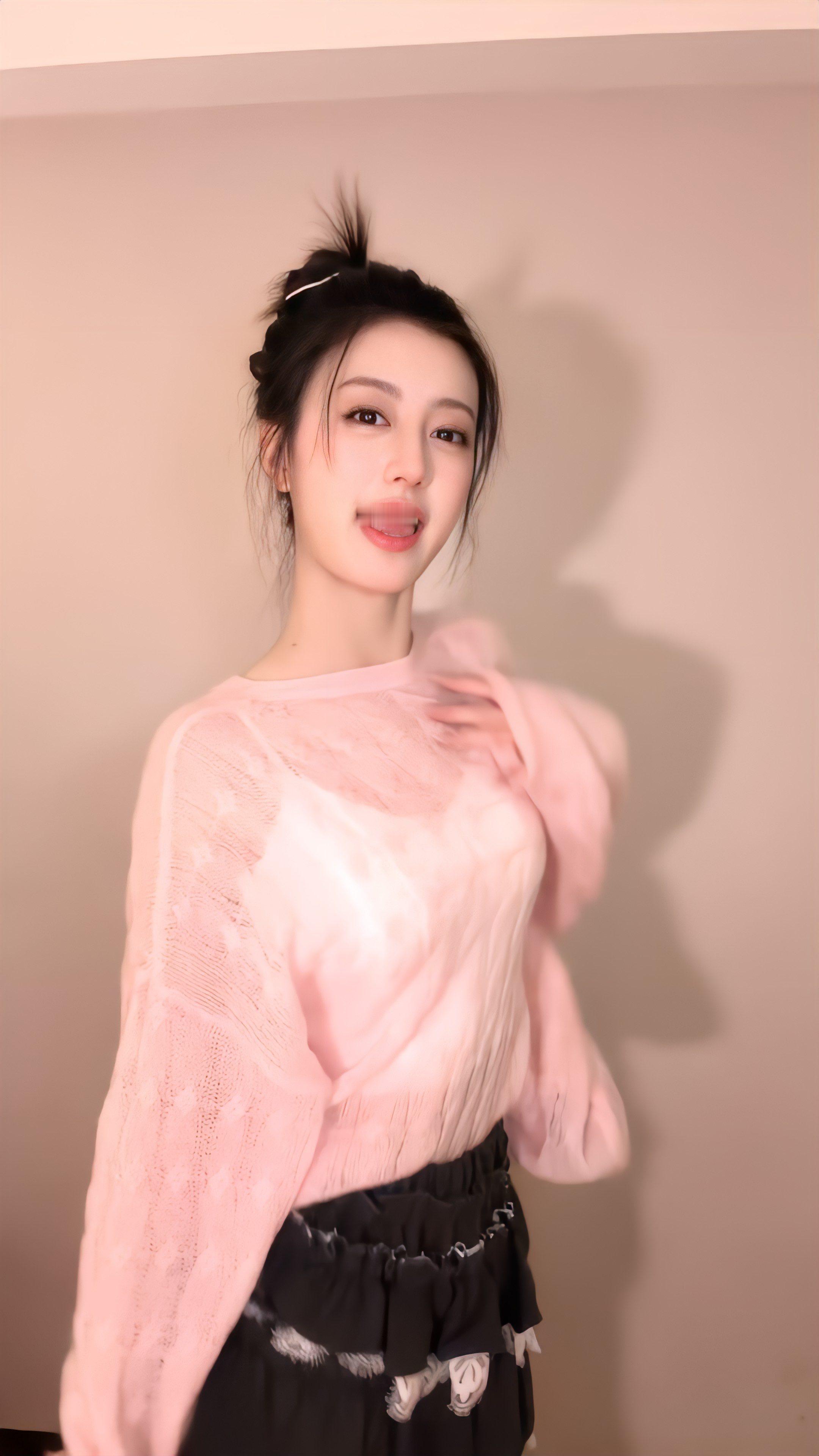 裴佳欣 x 微表情管理太权威·真的好吸睛[捂嘴哭] ​​​