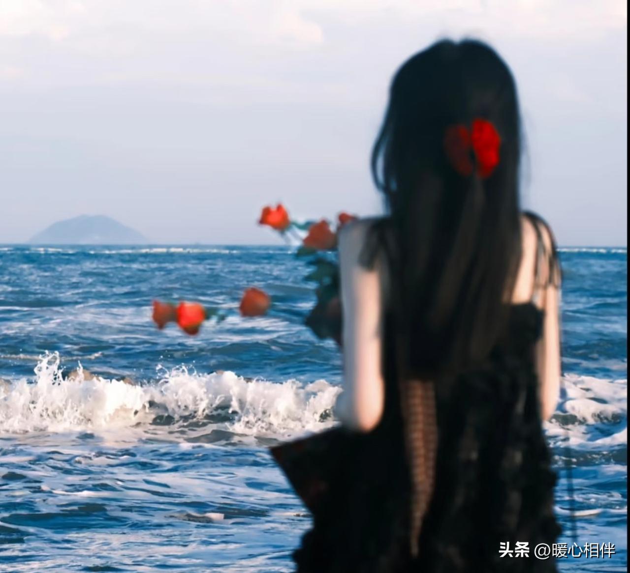 中国人太累了。

我一同事，34岁，结婚了，有两个孩子，一个12岁，一个9岁。