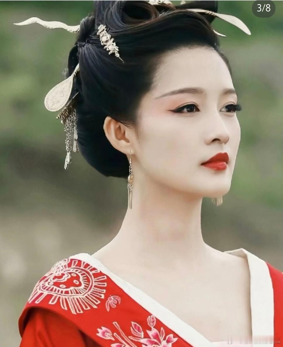 李沁夏梦两版淳儿意难平李沁 李沁的淳儿是经典，夏梦的淳儿是新惊喜，两版都让我反复