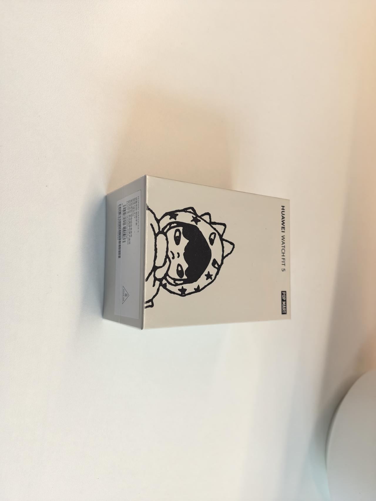 要说目前哪款智能手表最值得购买，就颜值和功能体验来说，新发布的华为WATCH F