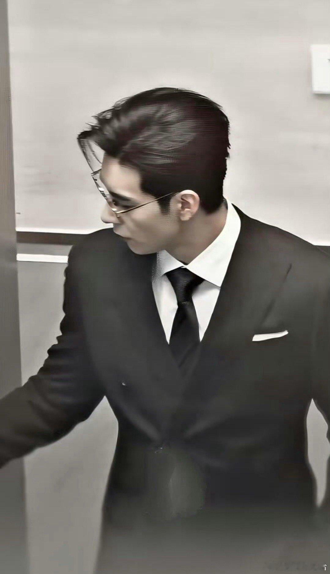 腾讯力挺陈星旭看过剧就不会磕女主和男二了，期待陈星旭新作品