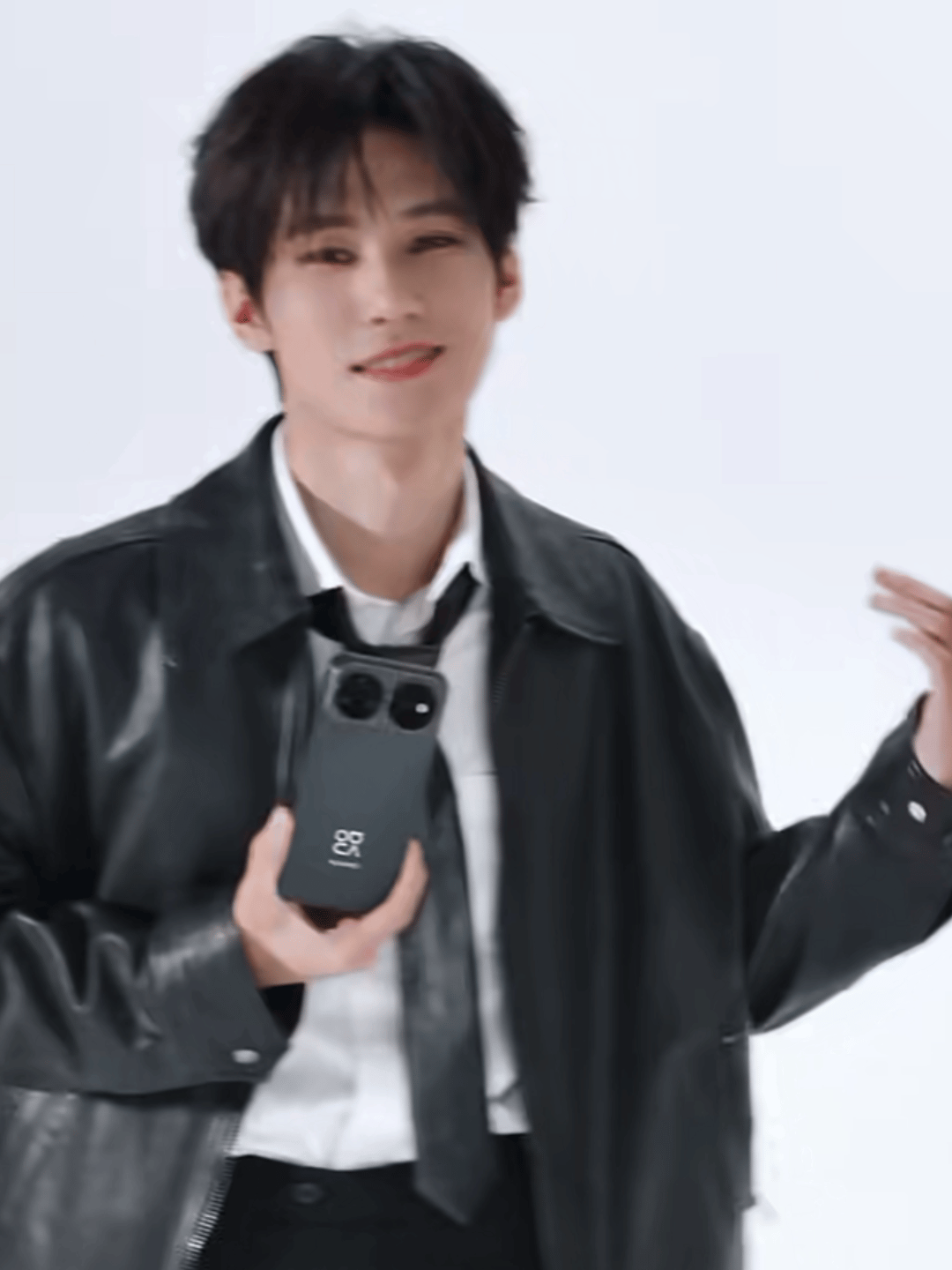 张真源把夏日的美好留存时代少年团夏日限定心动终于等到时代少年团官宣HUAWEI 