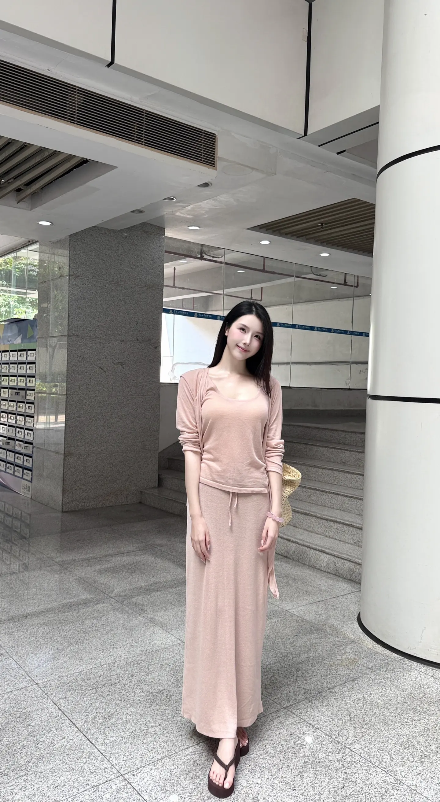 炒鸡炒鸡温柔的上课/通勤套装。