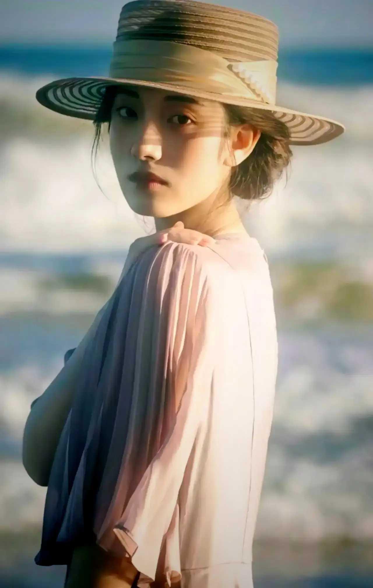 揭秘女性性幻想世界：从被征服的欲望到日常生活中的禁忌诱惑，再到角色扮演的无限想象