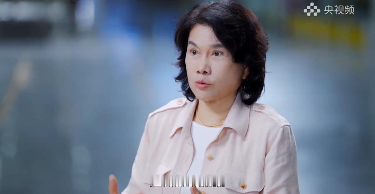 让鲜花一个月不蔫的秘密说实话，格力深耕冰箱赛道的创新我是真服！不跟风做普通冰箱，