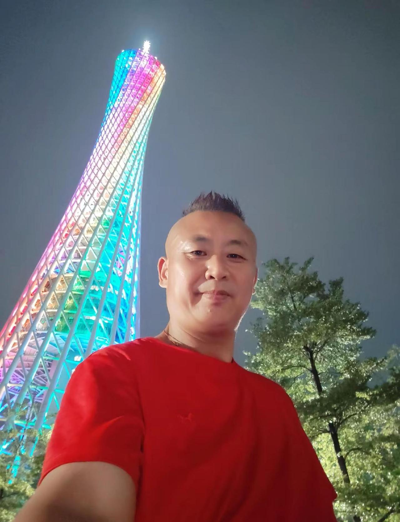 广州塔欢迎你 广州塔小蛮腰我来啦 广州塔夜景留念 美丽的广州塔夜景 夜游广州塔小