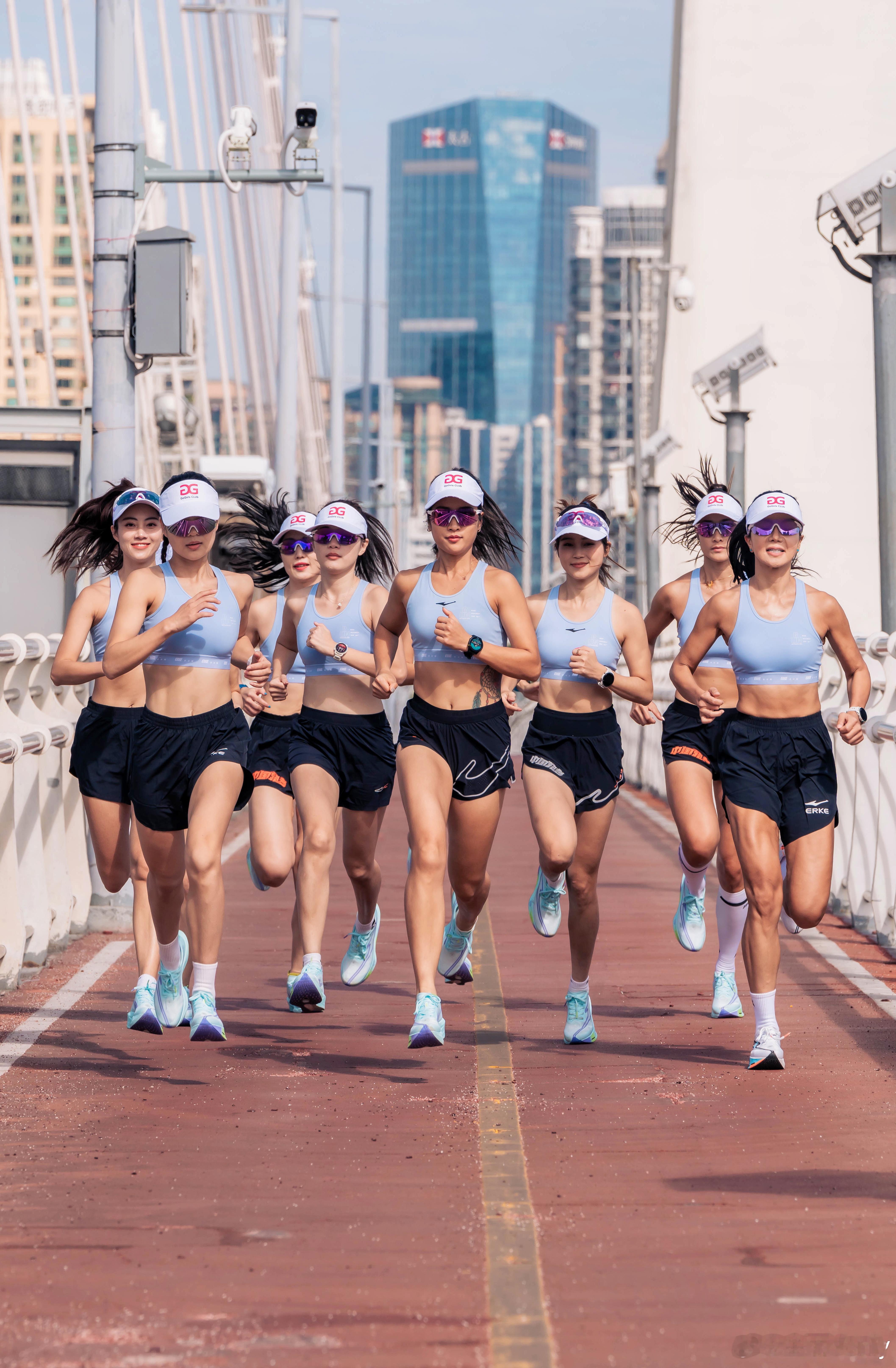 女性力量集结一群热爱运动的女生在大湾区 在广州有一群热爱运动的女孩子 选择健康的