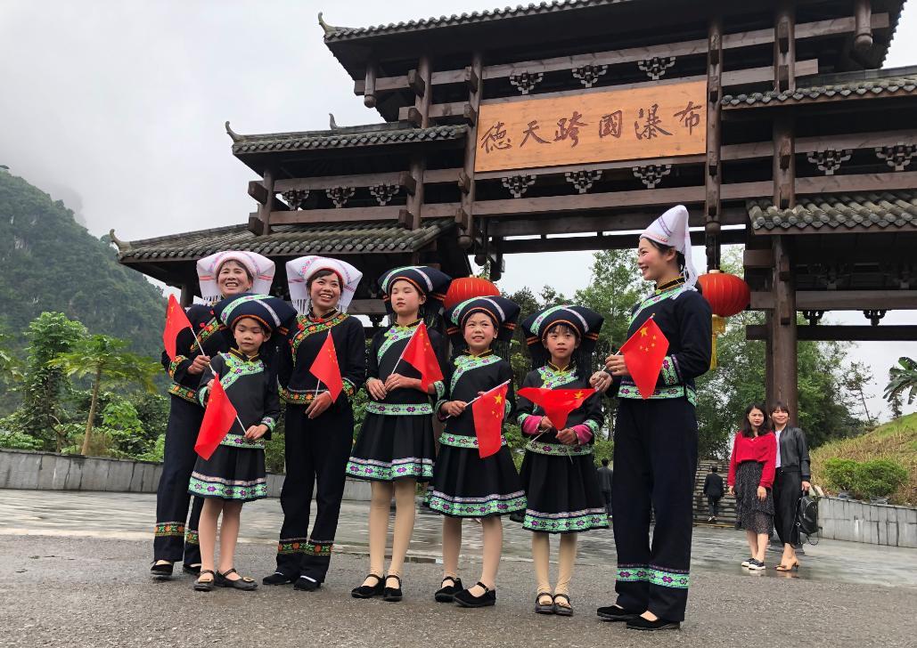 全抖音都在问的广西三月三，到底怎么玩？本地人整理了一份纯玩攻略，别再瞎跑了！
