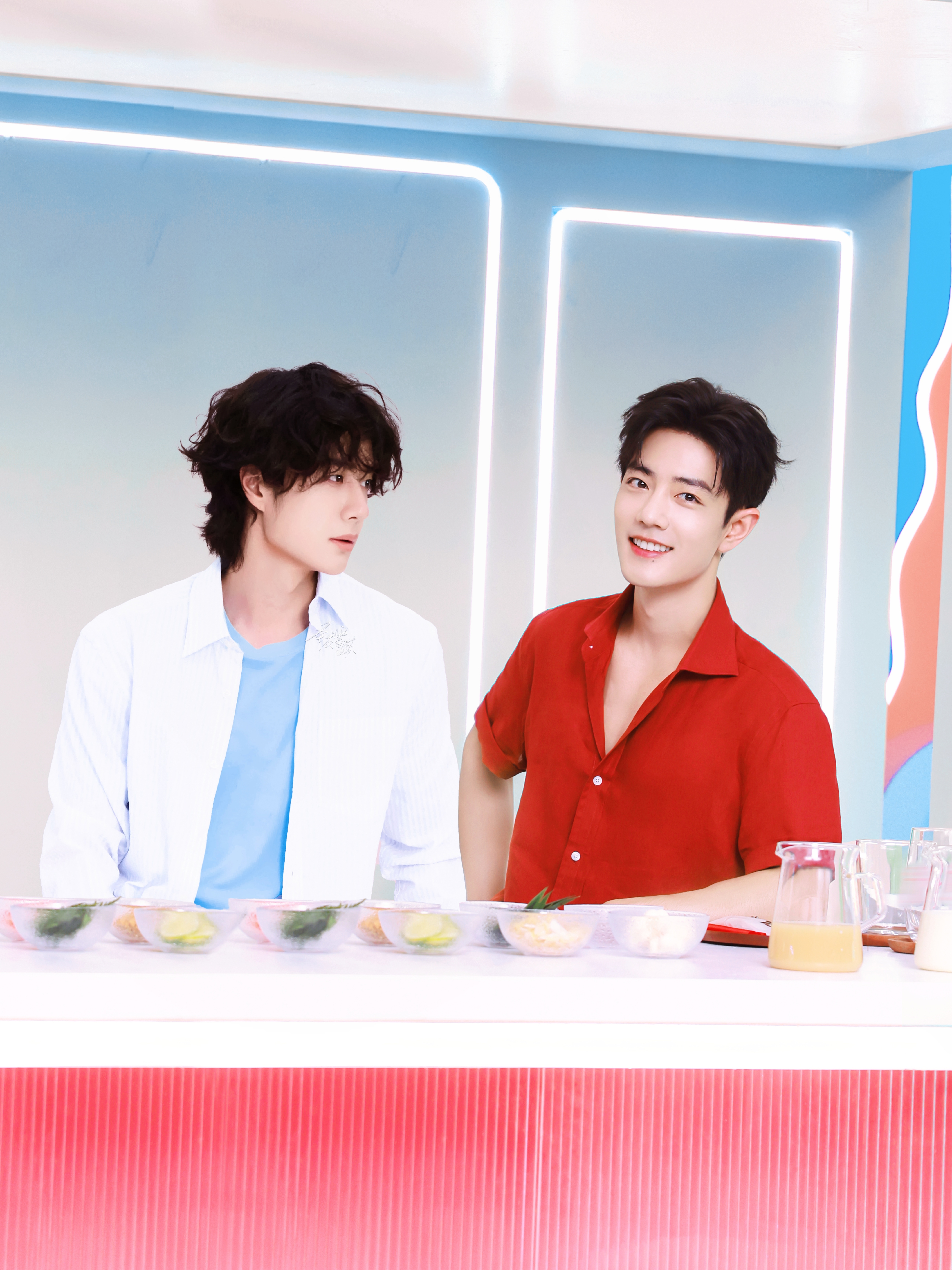 lp太美啦，盯哥机上线[awsl][awsl][awsl]取图留名[作揖]博君一