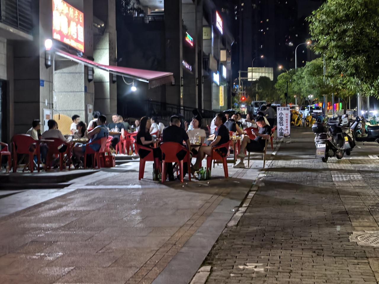 平常10:30就上床准备睡觉了，12点左右就已经进入梦乡了，这就是我习以为常的时