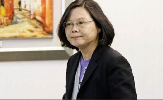 7月31日，蔡英文接受《亚洲杂志》独家专访，通篇抛出充满误导性的片面说辞。她将大