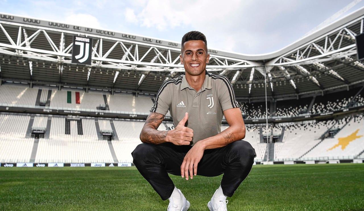 这可是高级货！尤文图斯对坎塞洛感兴趣

在过去48小时内，尤文图斯已就坎塞洛的转