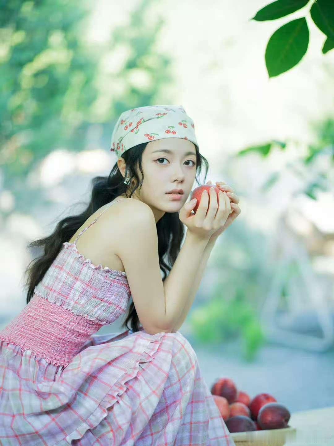 赵今麦樱桃头巾赵今麦卷发头巾造型又被这个麦麦可爱到了⚈₃⚈ ​​​