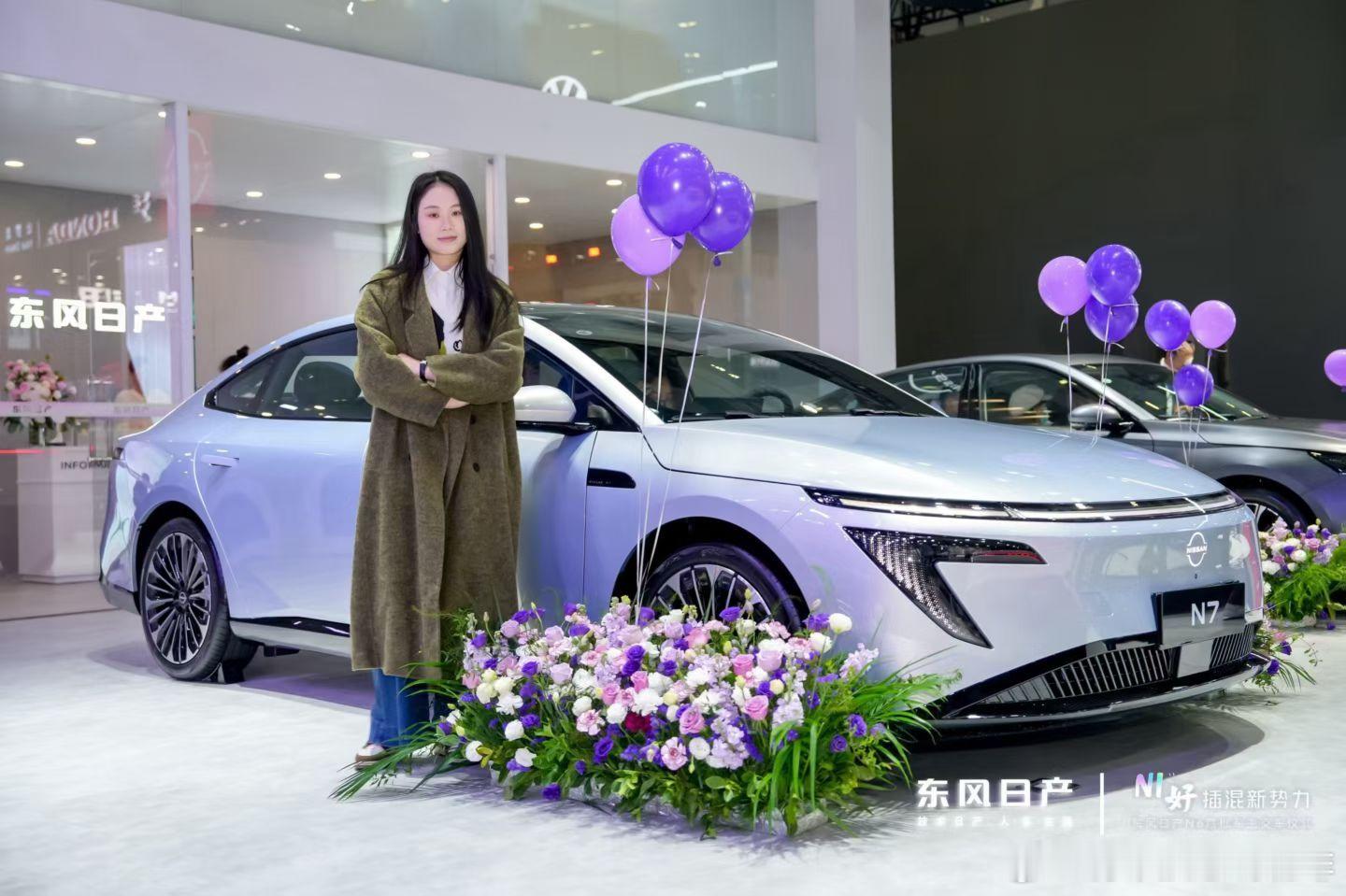 10天大定破万 N6实力圈粉✨首批交付车主笑容点亮现场🌆快来解锁方逸伦同款越级