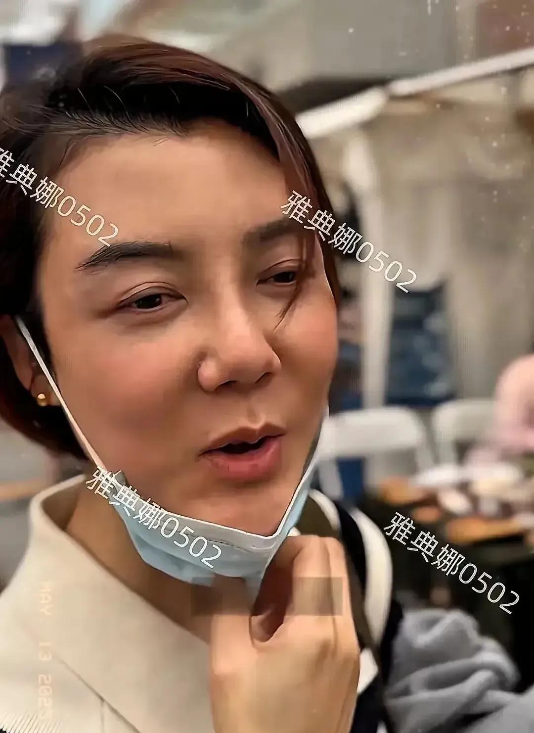 车晓本来是个大美女，很注意保养，怎么变这样了。本来以为不要孩子的女人不会老，看来
