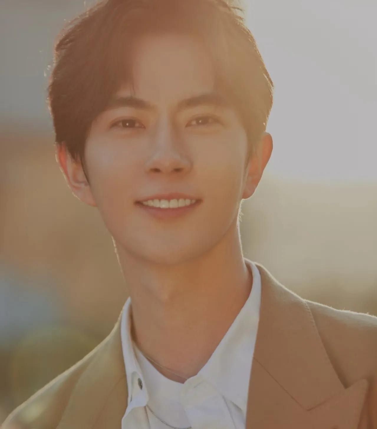 以前觉得火一个于朦胧怎么了，现在觉得活着就不错了。

9月11日，于朦胧工作室发