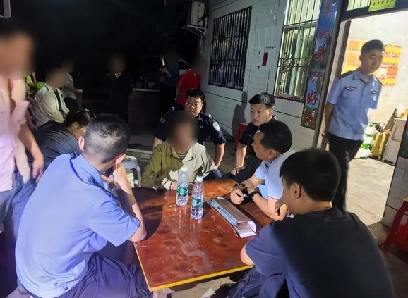 说真的，这事儿看得人全程揪着心！但是咱四川的搜救真给力啊！
四川沐川一位 73 