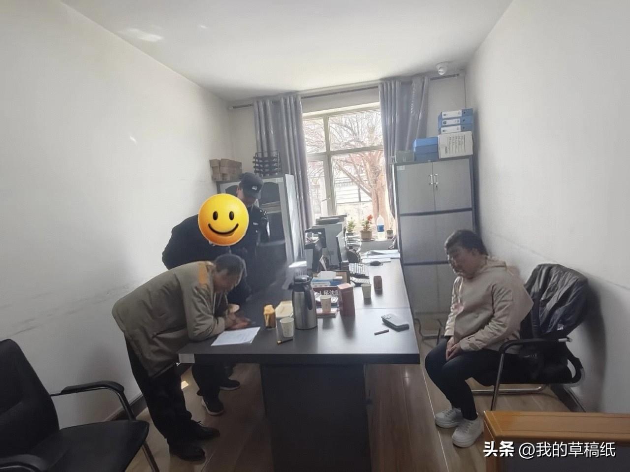 青海一男子“黑飞”无人机被查！
 
玩无人机的注意，别再随手放飞了！互助县的朱某