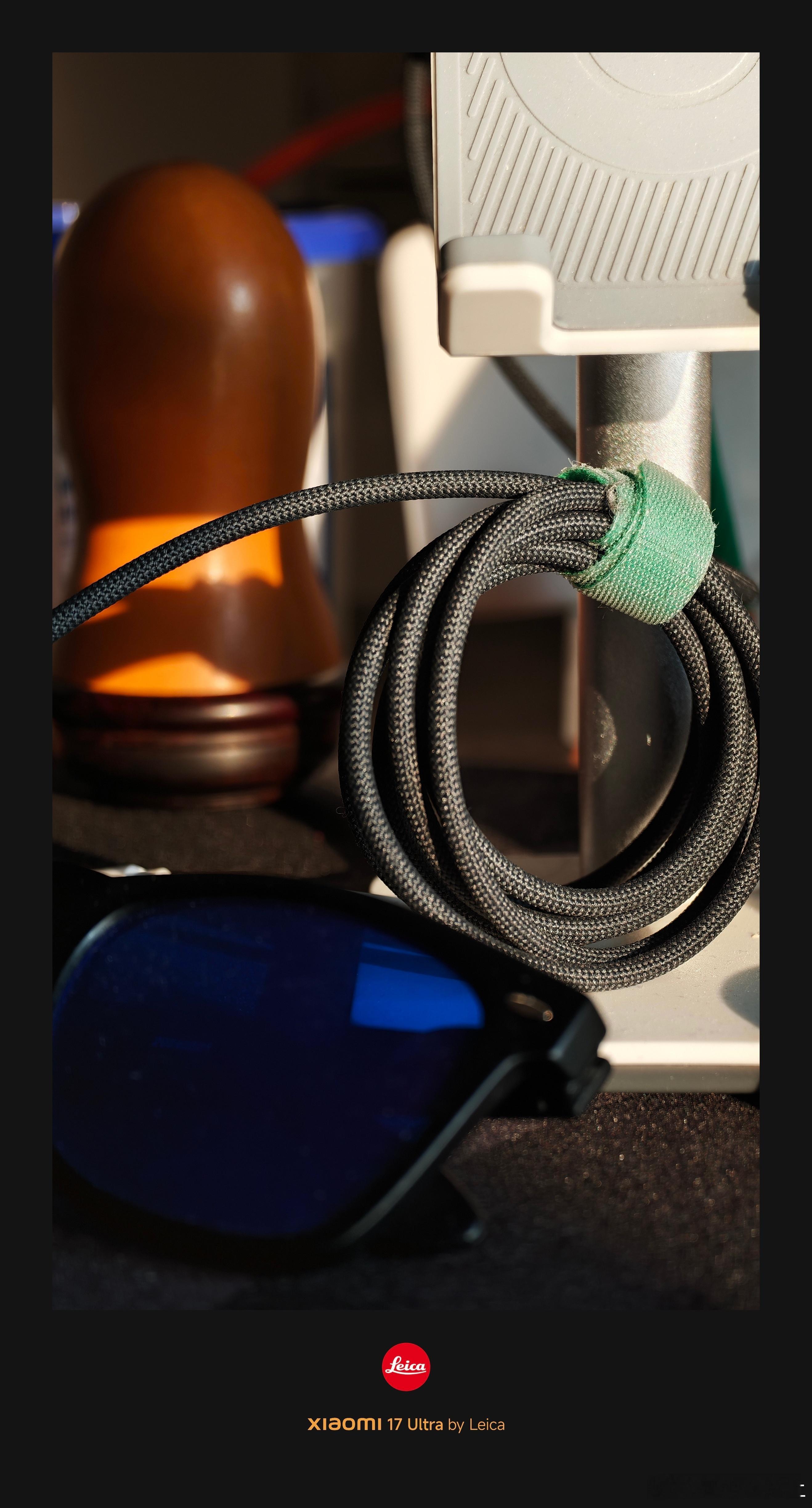 下午3点北方的温暖阳光随便捏两张  大家看看75mm端光学变焦的感觉 现在的手机