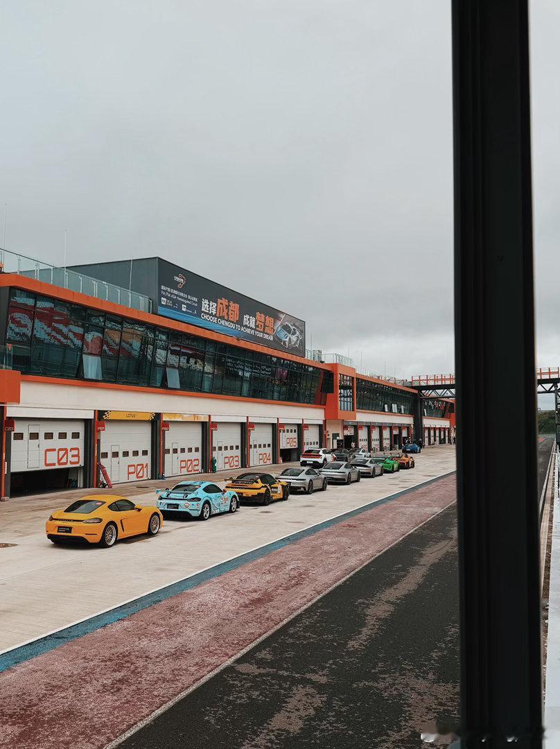 两天两个F2级赛道[期待] [污] UNO Trackday & Porsche